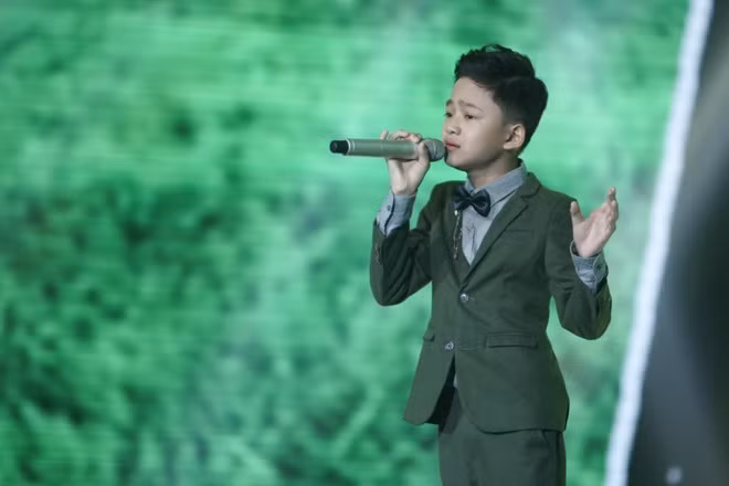 Tập 3 Vòng loại trực tiếp The Voice Kids 2017: Tâm Hào, Hữu Lâm lột xác ảnh 2