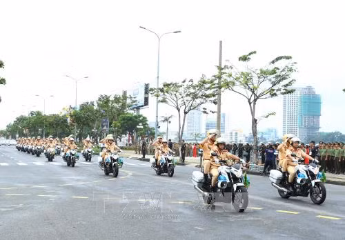Thủ tướng dự Lễ xuất quân và diễn tập phương án chống khủng bố, bảo vệ APEC 2017 ảnh 2