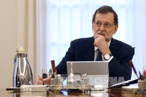 Tây Ban Nha cân nhắc các biện pháp khẩn cấp đối với Catalonia ảnh 1