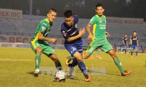 Vòng 23 V.League 2017: SHB Đà Nẵng thất bại trước Quảng Nam FC ngay trên sân nhà ảnh 1