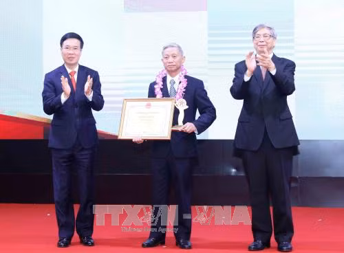 Tôn vinh 53 trí thức khoa học và công nghệ tiêu biểu năm 2017 ảnh 1