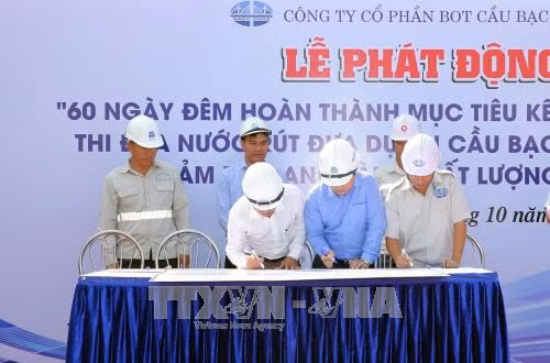 Phát động thi đua 60 ngày đêm hoàn thành xây dựng cầu Bạch Đằng ảnh 1