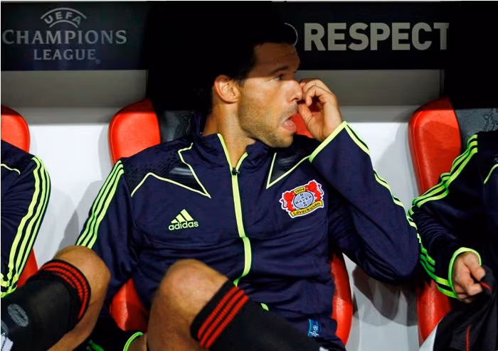 Ballack chưa chứng tỏ được gì sau 20 tháng khoác áo Leverkusen - Ảnh Getty