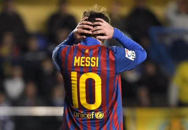 Villarreal 0-0 Barcelona: Barca đã kém Real 7 điểm! ảnh 1