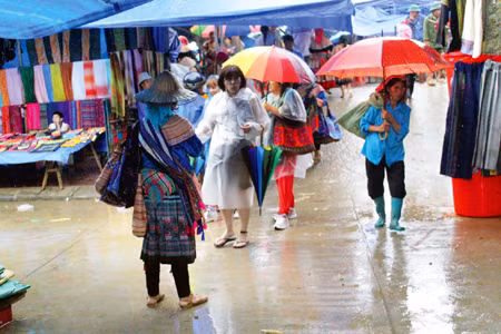 Sắc màu chợ vùng cao ảnh 3