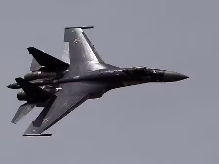 Chiêm ngưỡng ‘đỉnh cao’ siêu tiêm kích Su -35 ảnh 1
