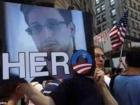 Snowden chưa trả lời phỏng vấn truyền hình Mỹ dù cát xê khủng ảnh 1