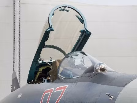Chiêm ngưỡng ‘đỉnh cao’ siêu tiêm kích Su -35 ảnh 7