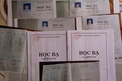 Ký khống hàng loạt học bạ tại Đắk Lắk ảnh 1