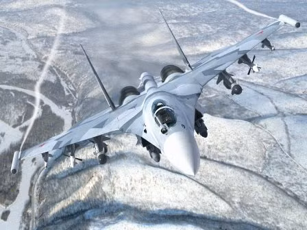 Chiêm ngưỡng ‘đỉnh cao’ siêu tiêm kích Su -35 ảnh 3