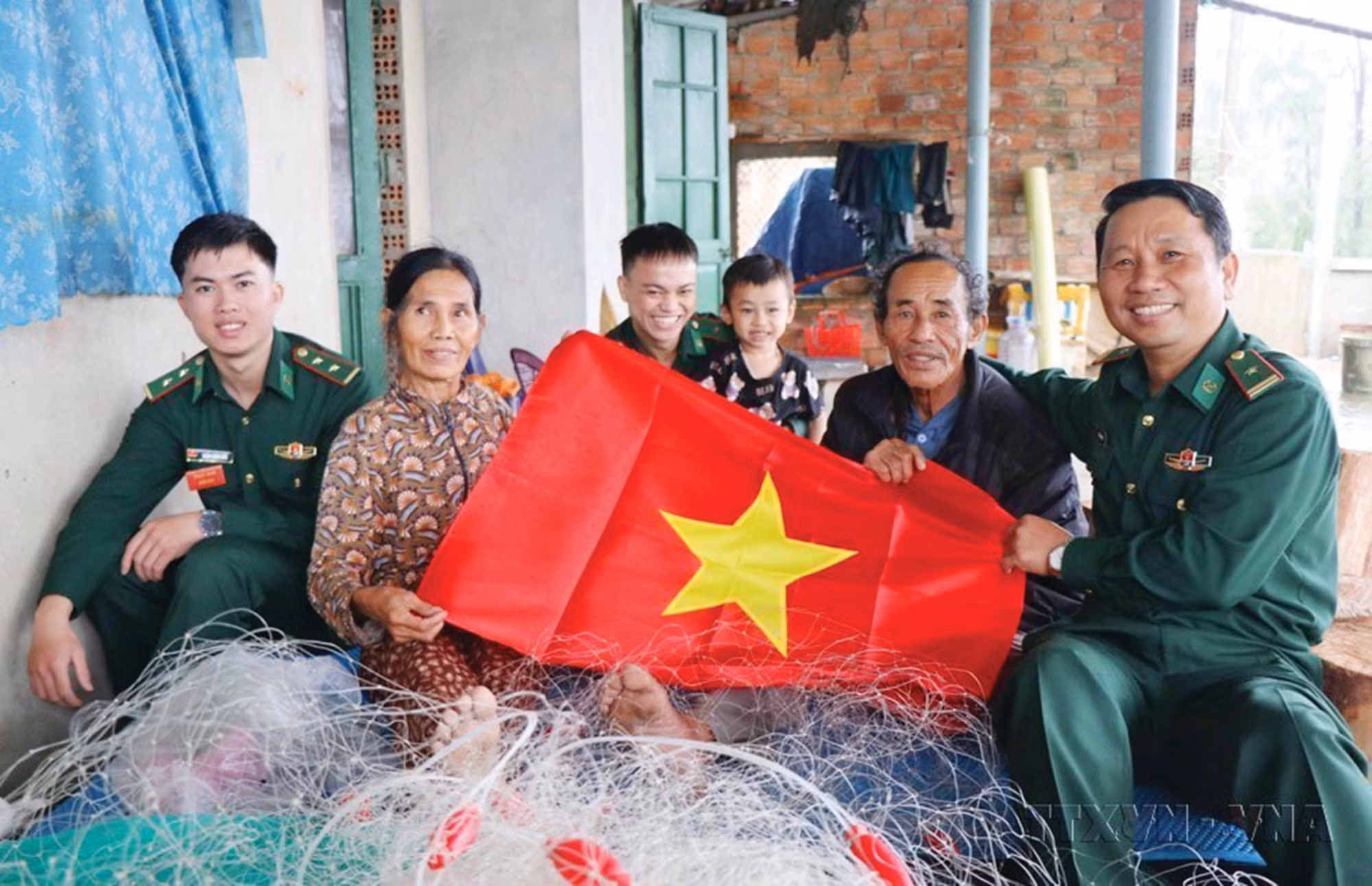 10-bo-doi-cu-ho-pham-cuong-quang-ngai.jpg