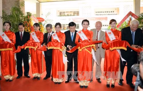 Chủ tịch nước dự lễ khánh thành Khu kỹ thuật Viện Tim TP.HCM ảnh 1