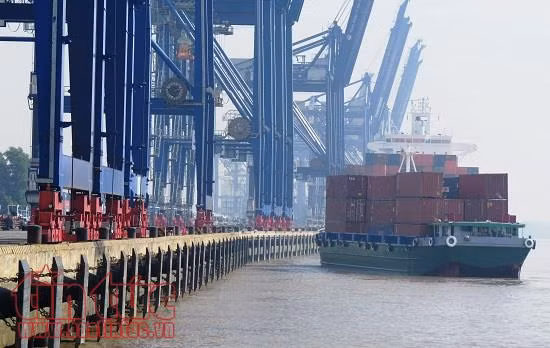 Hải quan lên tiếng về lượng phế liệu nhựa nhập khẩu tăng đột biến 200% ảnh 1