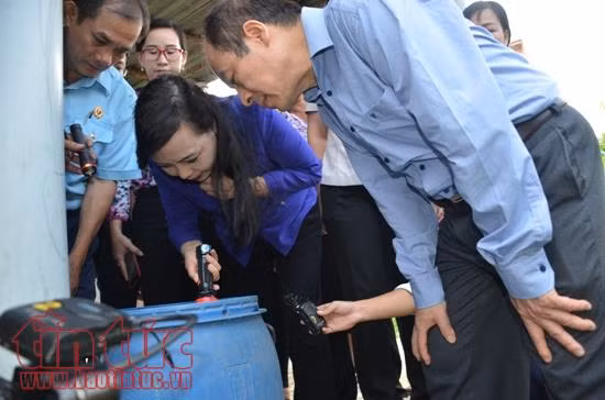 Bộ trưởng Bộ Y tế: Dứt khoát không để bệnh nhân sốt xuất huyết phải nằm ghép ảnh 1