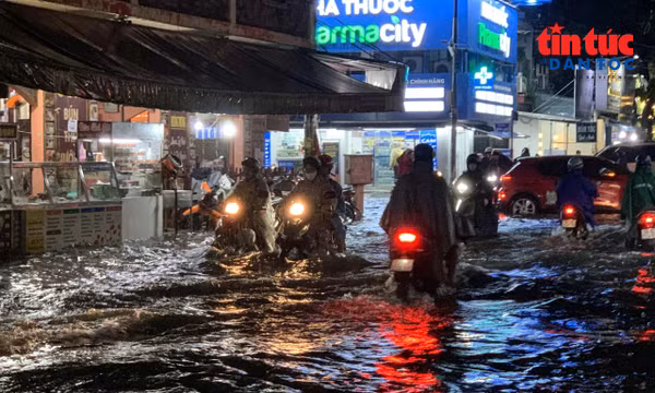 TP Hồ Chí Minh có nắng ban ngày, chiều tối xuất hiện mưa rào và dông rải rác trong những ngày đầu tháng 10.
