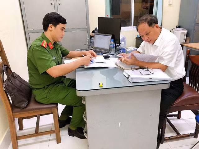 Chú thích ảnh