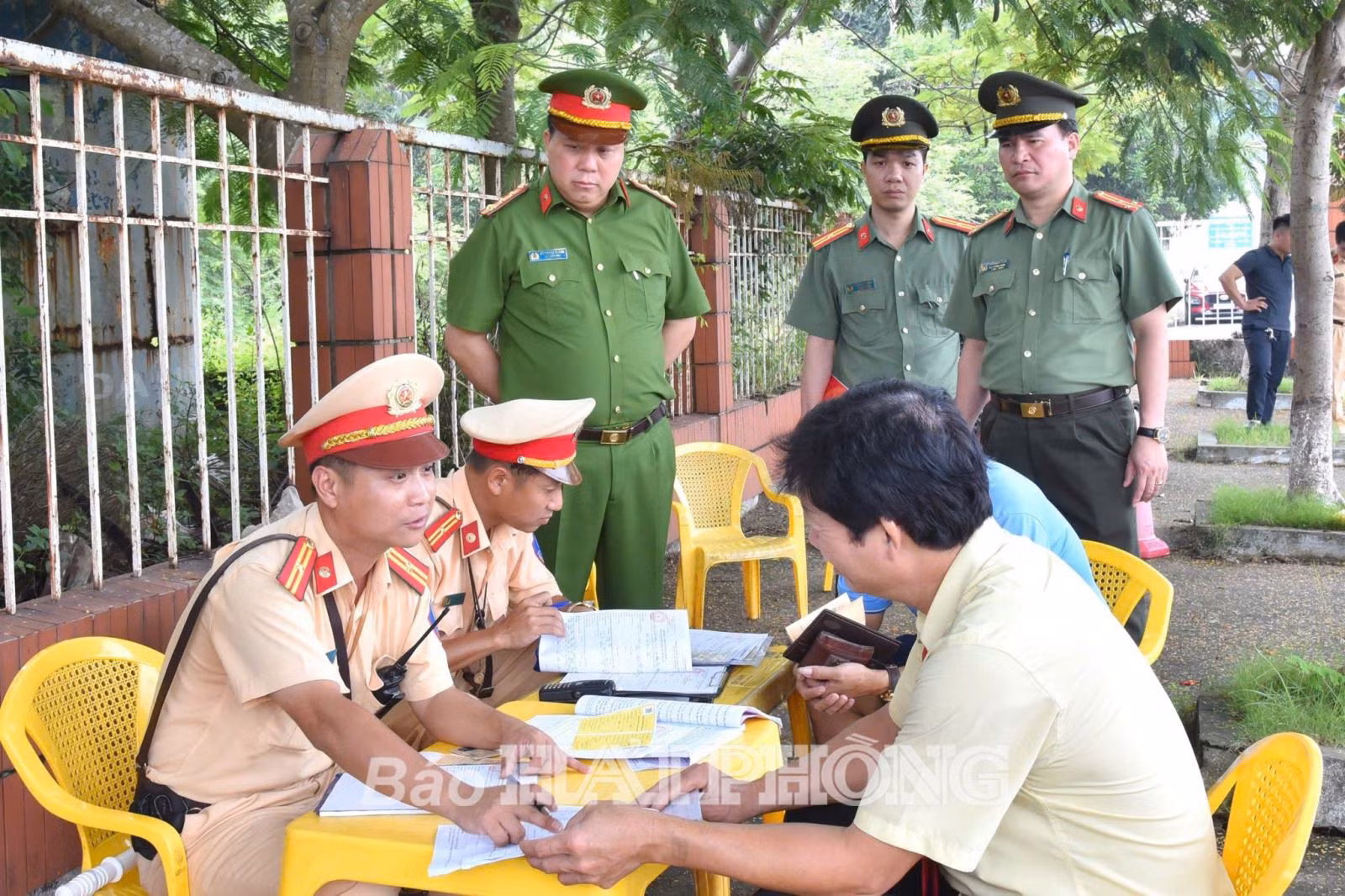Chú thích ảnh