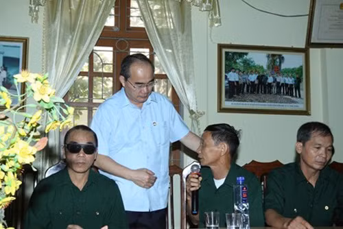 Đồng chí Nguyễn Thiện Nhân thăm Trung tâm điều dưỡng người có công tỉnh Bắc Giang ảnh 1