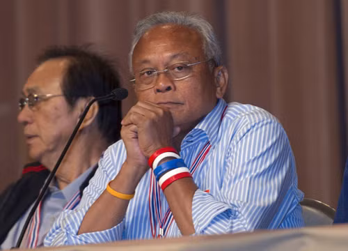 Thái Lan: Thủ lĩnh biểu tình Suthep hầu tòa ảnh 1