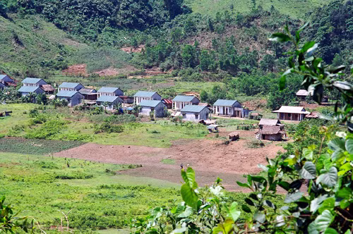 Tạo “cú hích” trong xây dựng nông thôn mới ảnh 1