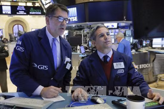 Chỉ số Dow Jones liên tục lập kỷ lục ảnh 1