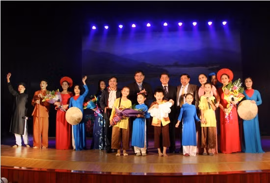 Tiếp lửa cho ví, giặm Nghệ Tĩnh ảnh 2