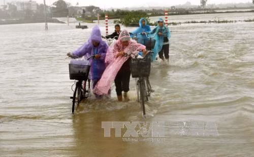 Điều tiết nước đảm bảo an toàn hồ chứa ảnh 1