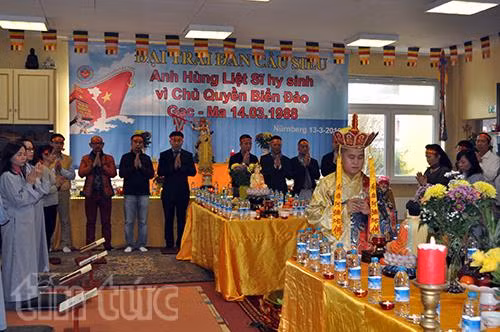 Đại lễ cầu siêu tri ân anh hùng liệt sỹ tại CHLB Đức ảnh 1