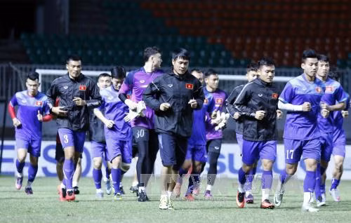 Nhìn lại chặng đường vào Bán kết AFF Cup của 4 đội tuyển ảnh 1
