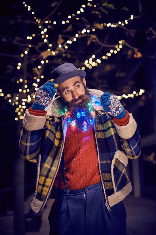 Giáng sinh này, đàn ông Anh trang trí "cây râu Noel" ảnh 6