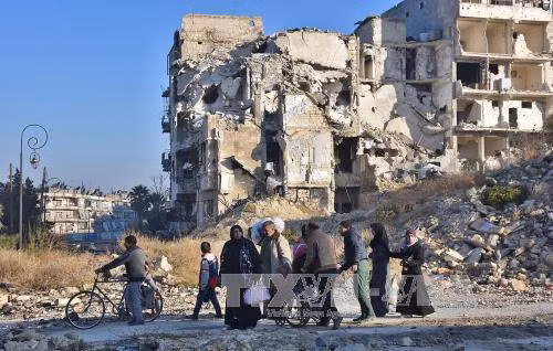 Gần 150 dân thường được sơ tán khỏi Đông Aleppo ảnh 1