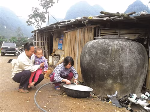 Đồng bào ở xã Thượng Thôn đã cơ bản giải quyết được tình trạng thiếu nước sinh hoạt