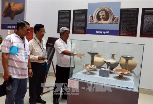 Triển lãm gốm Óc Eo - nghệ thuật đặc sắc Phù Nam ảnh 2