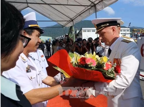 Đội tàu Hải quân Nga thăm hữu nghị Đà Nẵng ảnh 2