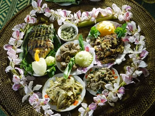 Mâm cỗ trong lễ cưới của người Bru - Vân Kiều