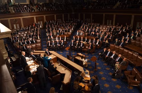 Phó Tổng thống Mỹ Joe Biden chủ trì phiên họp của Quốc hội Mỹ ở Washington D.C., ngày 6/1. THX/ TTXVN