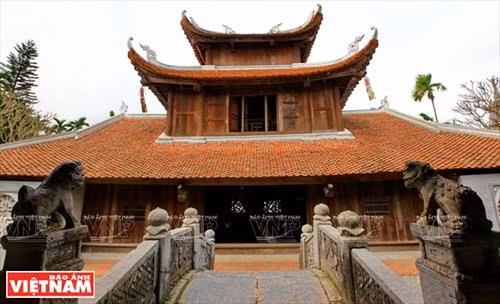 Bút Tháp cổ tự ảnh 1