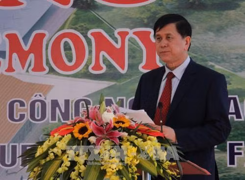 Chủ tịch UBND tỉnh Sơn La Cầm Ngọc Minh phát biểu tại Lễ khởi công. Ảnh: Nguyễn Chiến - TTXVN
