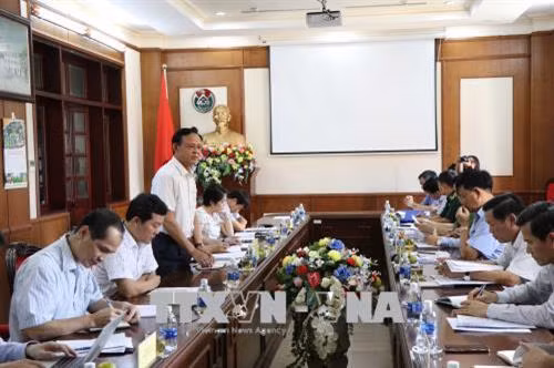 Ngày 28/5/2018, đoàn công tác của Bộ Nông nghiệp và Phát triển Nông thôn do Thứ trưởng Hà Công Tuấn dẫn đầu làm việc với Ủy ban nhân dân tỉnh Đắk Nông về kết quả triển khai các nhiệm vụ sản xuất lâm nghiệp và công tác quản lý, bảo vệ rừng trên địa bàn. Trong ảnh: Thứ trưởng Hà Công Tuấn phát biểu tại buổi làm việc. Ảnh: Hưng Thịnh – TTXVN