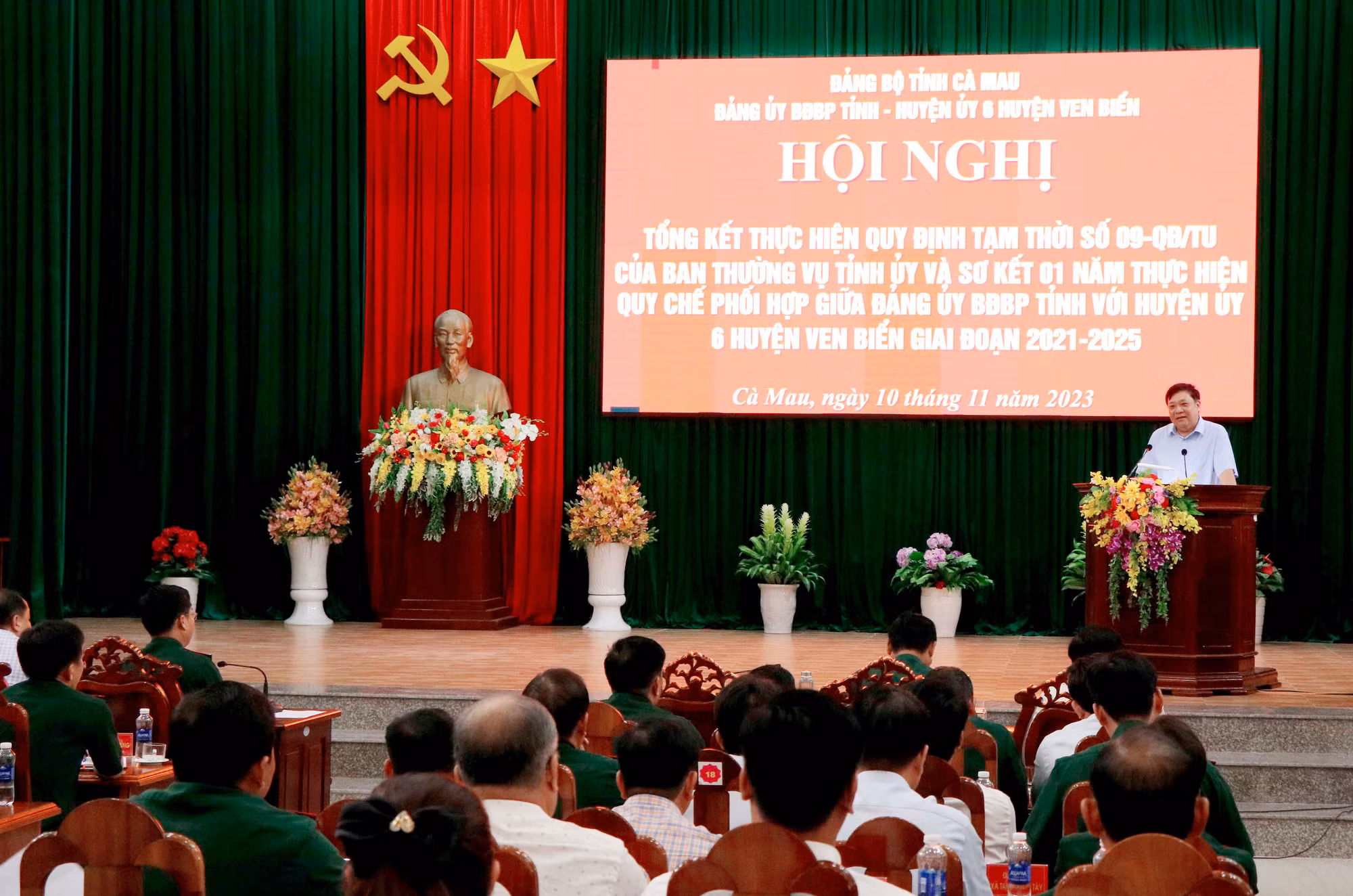 Nâng cao hiệu quả phối hợp, thúc đẩy phát triển khu vực biên giới biển ảnh 1