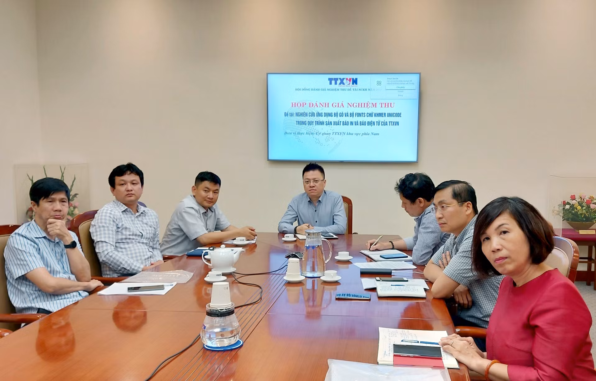 TTXVN nghiệm thu đề tài nghiên cứu, ứng dụng font chữ Khmer Unicode trong xuất bản báo chí ảnh 6