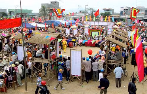 Hội Bài Chòi. Ảnh: dsvh.gov.vn