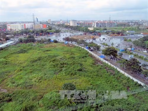 Đất đai là lĩnh vực nhạy cảm, phức tạp dễ ảnh hưởng đến kinh tế, chính trị của đất nước, đời sống của nhân dân. Ảnh minh họa: Hoàng Ngọc - TTXVN