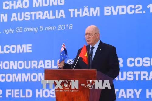 Toàn quyền Australia Peter Cosgrove phát biểu tại chuyến thăm. Ảnh: Thanh Vũ-TTXVN