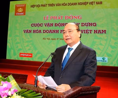 Thủ tướng Nguyễn Xuân Phúc phát biểu tại Lễ phát động cuộc vận động xây dựng văn hóa doanh nghiệp. Ảnh: Thống Nhất-TTXVN