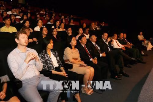 Các đại biểu dự lễ kỷ niệm 45 năm quan hệ ngoại giao Việt Nam - Canada. Ảnh: Thanh Vũ-TTXVN