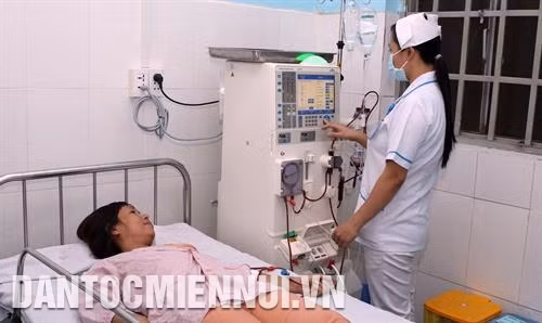 Xét nghiệm máu tại Trạm y tế phường Thảo Điền, Quận 2. Ảnh: Linh Giang Phòng châm cứu khang trang, sạch sẽ của Trạm y tế phường Thảo Điền, Quận 2. Ảnh: Linh Giang