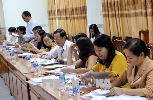 Đại diện huyện Hàm Thuận Bắc (Bình Thuận) tại buổi làm việc với Đoàn công tác của Hội đồng Dân tộc Quốc hội. Ảnh: Nguyễn Thanh - TTXVN