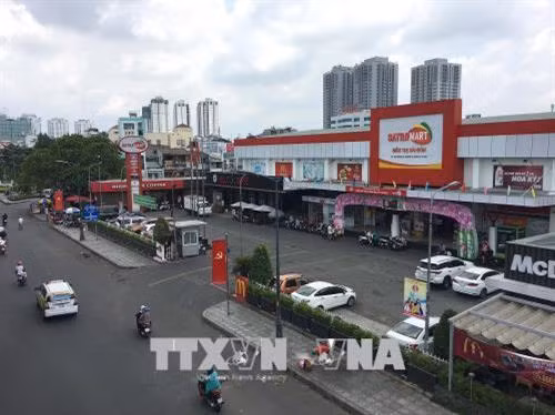 Một góc siêu thị Sài Gòn (SATRA mart) thuộc Tổng Công ty Thương mại Sài Gòn. Ảnh: Thanh Vũ-TTXVN