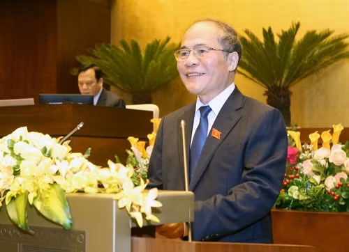 Chủ tịch Quốc hội Nguyễn Sinh Hùng đọc diễn văn khai mạc. Ảnh: Nhan Sáng – TTXVN